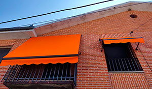 Toldos en Torrejón del Rey, Guadalajara.